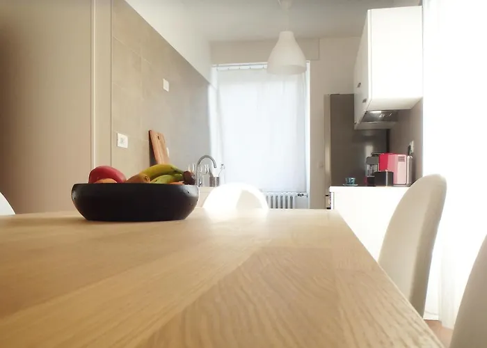 Casa Nina - Vacanze In Valtellina 손드리오